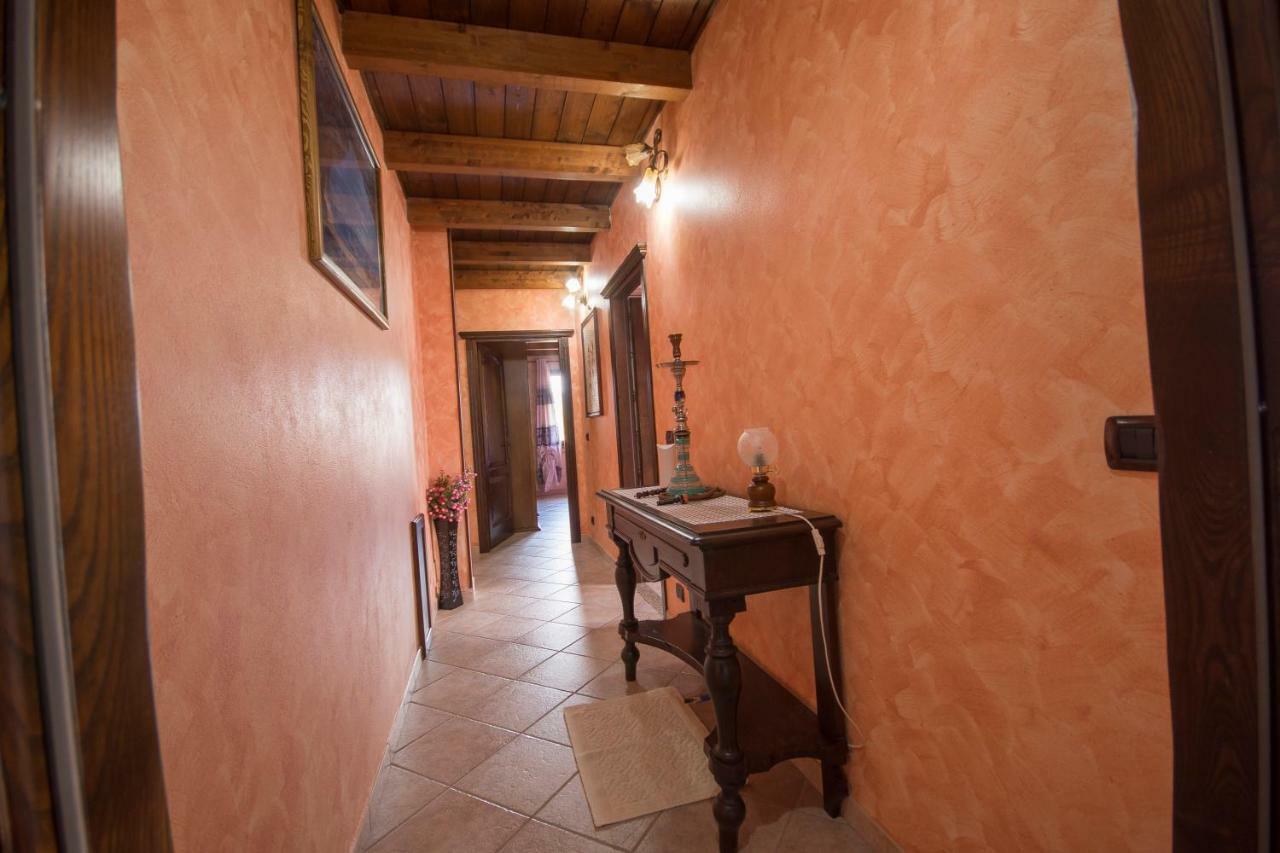 Casa Vacanza Il Mandorlo Domusnovas Eksteriør billede