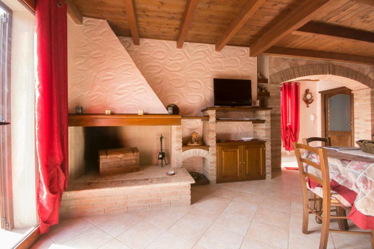 Casa Vacanza Il Mandorlo Domusnovas Eksteriør billede