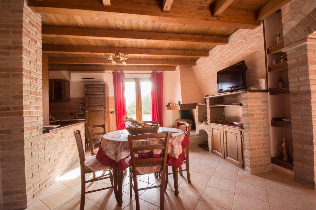 Casa Vacanza Il Mandorlo Domusnovas Eksteriør billede