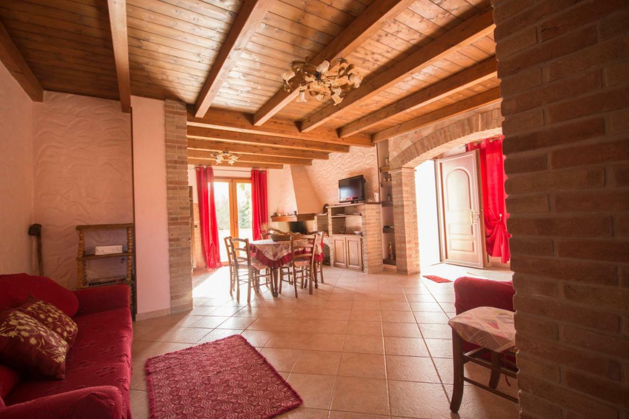 Casa Vacanza Il Mandorlo Domusnovas Eksteriør billede